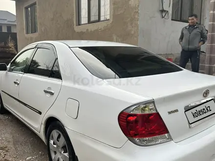 Toyota Camry 2004 года за 5 200 000 тг. в Райымбек (Карасайский р-н) – фото 3