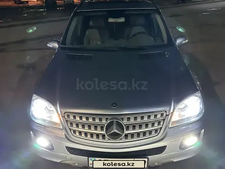 Mercedes-Benz ML 500 2005 года за 5 650 000 тг. в Алматы – фото 2