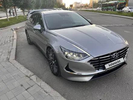 Hyundai Sonata 2020 года за 12 100 000 тг. в Астана – фото 3