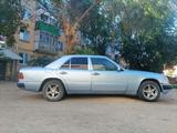Mercedes-Benz E 200 1991 года за 1 350 000 тг. в Актобе – фото 2