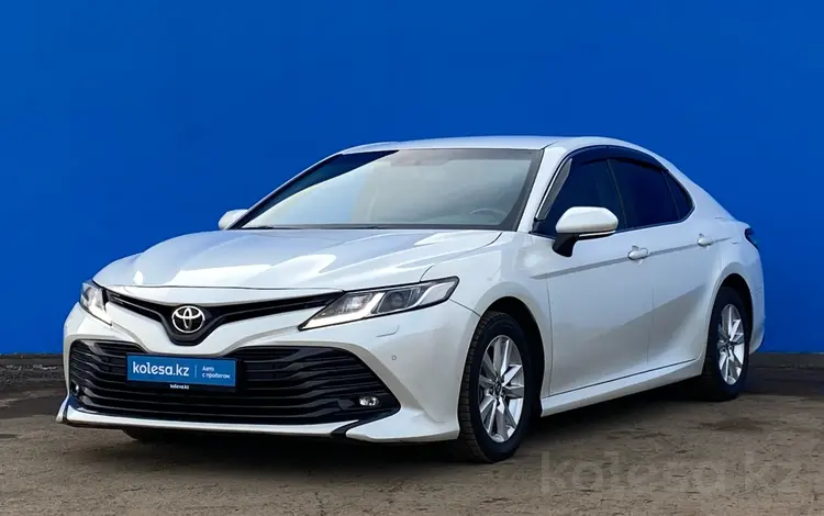 Toyota Camry 2018 годаүшін13 180 000 тг. в Алматы