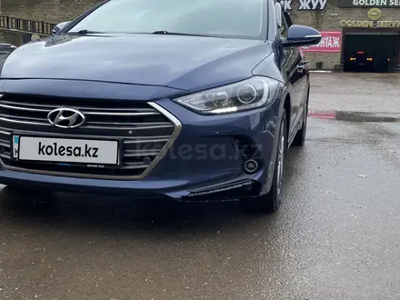 Hyundai Elantra 2018 года за 7 900 000 тг. в Астана – фото 3