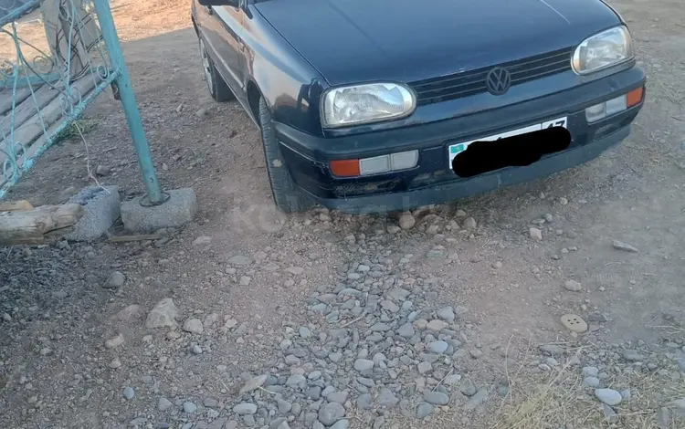 Volkswagen Golf 1998 годаfor1 200 000 тг. в Шымкент