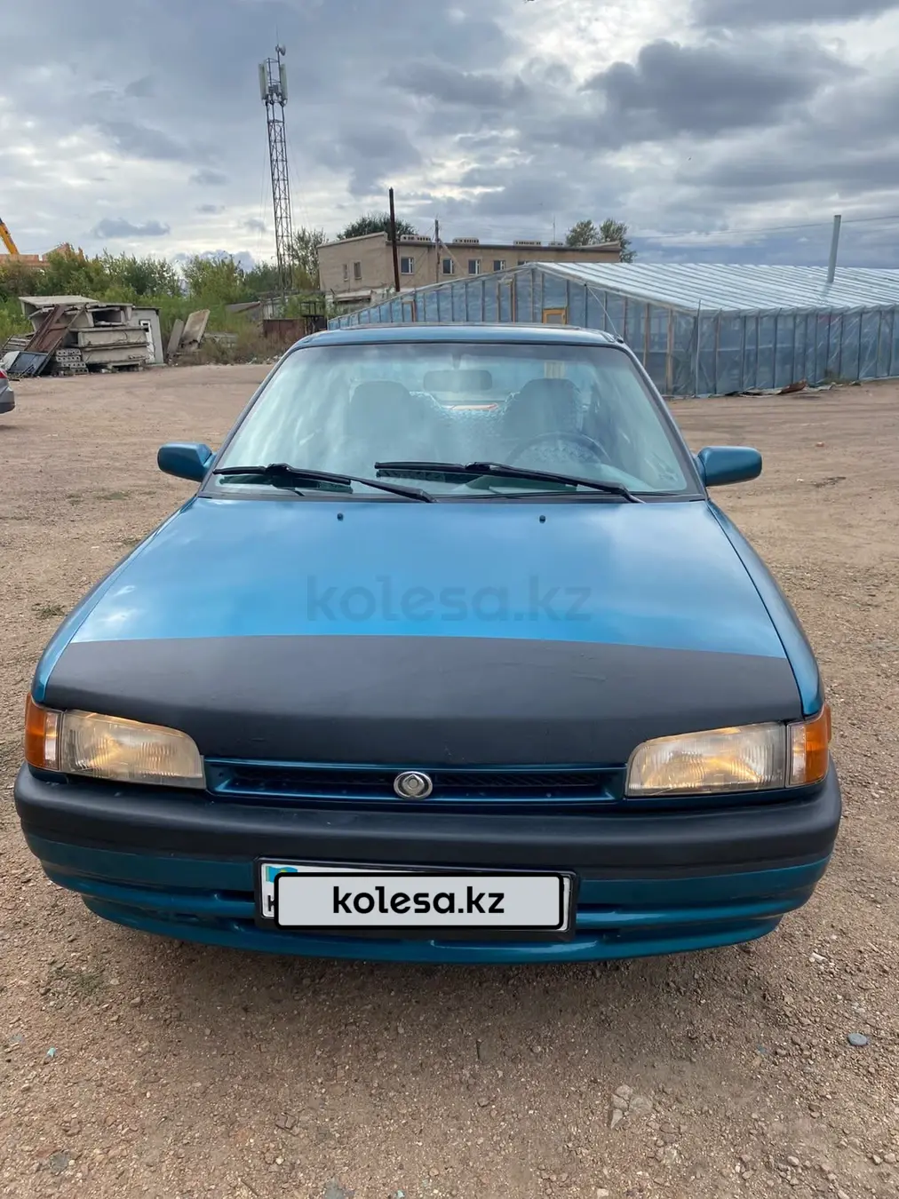 Mazda 323, 1993