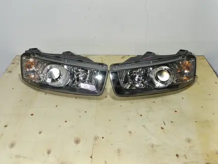 Фары передние Chevrolet Captiva 1-пок рест 11-16г за 75 000 тг. в Караганда