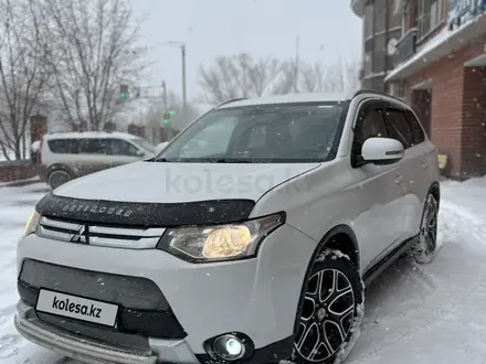 Mitsubishi Outlander 2014 года за 7 300 000 тг. в Петропавловск – фото 2