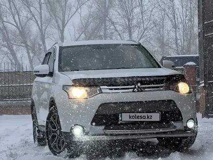 Mitsubishi Outlander 2014 года за 7 300 000 тг. в Петропавловск – фото 5