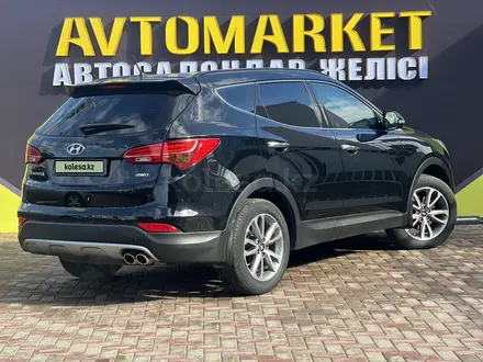 Hyundai Santa Fe 2014 года за 8 900 000 тг. в Кызылорда – фото 4