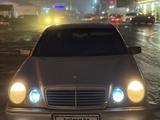 Mercedes-Benz E 230 1996 года за 2 700 000 тг. в Аральск