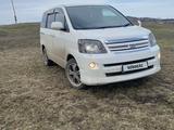 Toyota Noah 2006 года за 5 000 000 тг. в Усть-Каменогорск – фото 3