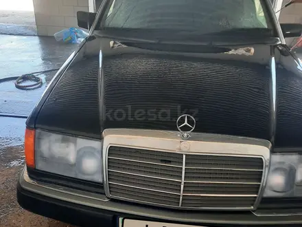 Mercedes-Benz E 230 1988 года за 2 500 000 тг. в Жетысай – фото 6