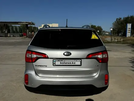 Kia Sorento 2013 года за 10 000 000 тг. в Актобе – фото 2