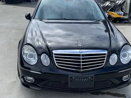 Решетка на Мерседес w211 до рестайл оригинал за 35 000 тг. в Шымкент – фото 10