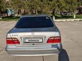 Mercedes-Benz E 240 2000 года за 4 500 000 тг. в Шымкент – фото 3