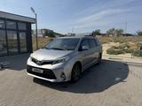 Toyota Sienna 2017 годаүшін12 500 000 тг. в Актау