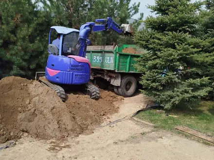 Komatsu  PC28UU 2014 года за 6 500 000 тг. в Алматы – фото 7