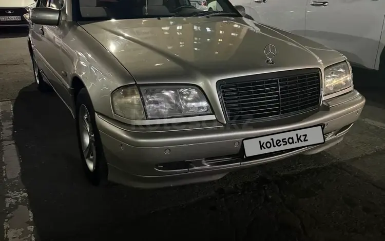 Mercedes-Benz C 240 1998 годаүшін2 800 000 тг. в Астана