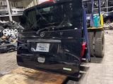 Крышка багажника на Mercedes vito 639 за 5 000 тг. в Алматы – фото 2