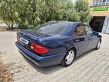 Mercedes-Benz E 280 1998 года за 1 700 000 тг. в Кызылорда – фото 3