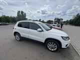 Volkswagen Tiguan 2012 года за 6 500 000 тг. в Караганда – фото 2