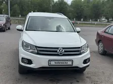 Volkswagen Tiguan, 2012