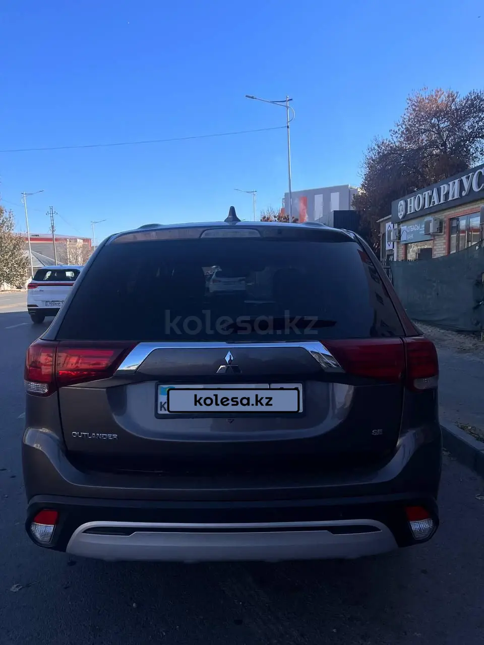 Mitsubishi Outlander, 2020
