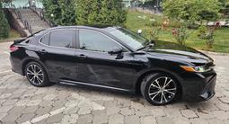 Toyota Camry 2019 года за 12 300 000 тг. в Алматы – фото 3