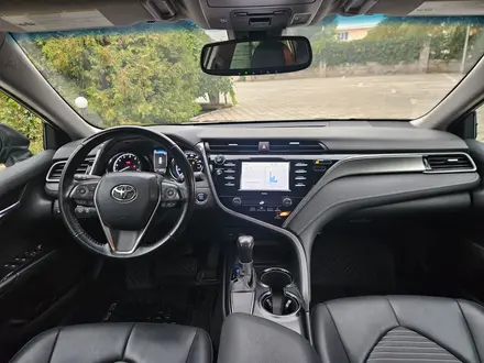 Toyota Camry 2019 года за 12 300 000 тг. в Алматы – фото 6