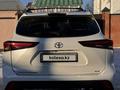 Toyota Highlander 2022 годаүшін27 000 000 тг. в Уральск – фото 2