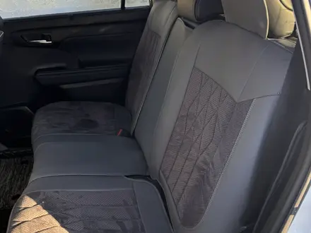 Toyota Highlander 2022 года за 27 000 000 тг. в Уральск – фото 16