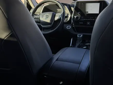 Toyota Highlander 2022 года за 27 000 000 тг. в Уральск – фото 18