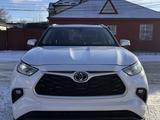 Toyota Highlander 2022 годаүшін27 000 000 тг. в Уральск