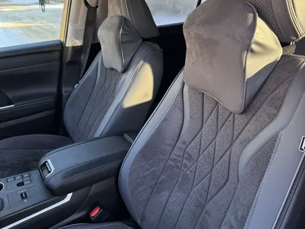 Toyota Highlander 2022 года за 27 000 000 тг. в Уральск – фото 19
