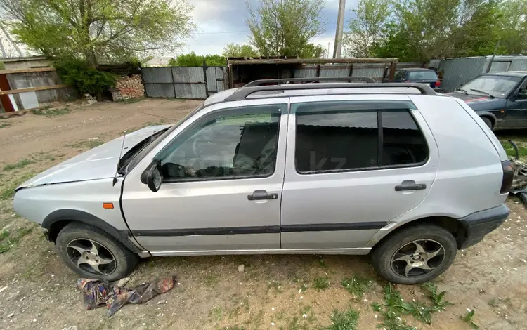 Volkswagen Golf 1994 года за 300 000 тг. в Павлодар