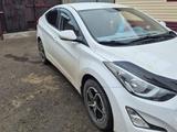 Hyundai Elantra 2015 года за 5 500 000 тг. в Сатпаев – фото 2
