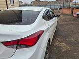 Hyundai Elantra 2015 года за 5 500 000 тг. в Сатпаев – фото 4