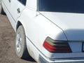 Mercedes-Benz E 200 1992 года за 1 850 000 тг. в Караганда – фото 2
