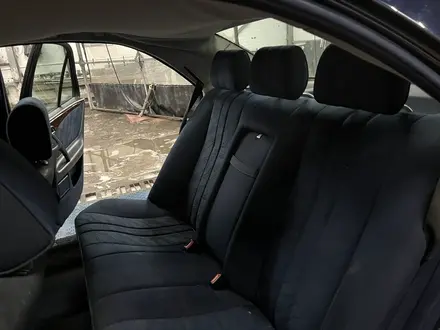 Mercedes-Benz E 320 1999 года за 2 749 999 тг. в Астана – фото 31