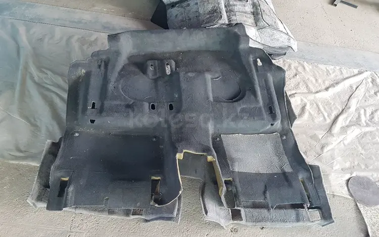 Ковролан ковролин на Audi за 32 000 тг. в Шымкент