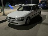 Opel Vectra 1998 годаүшін1 200 000 тг. в Караганда