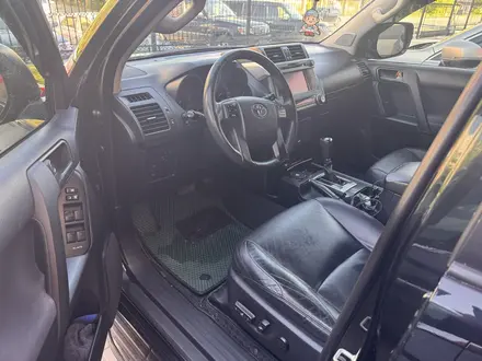 Toyota Land Cruiser Prado 2017 года за 18 800 000 тг. в Астана – фото 12
