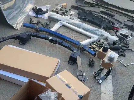 Капот крылья фара Maserati за 100 000 тг. в Астана – фото 8