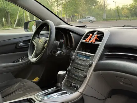 Chevrolet Malibu 2013 года за 5 100 000 тг. в Алматы – фото 22