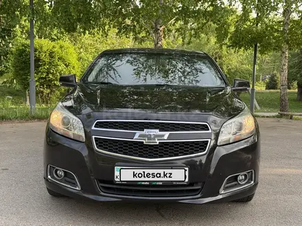 Chevrolet Malibu 2013 года за 5 100 000 тг. в Алматы – фото 2