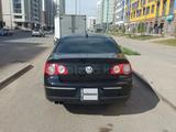 Volkswagen Passat 2006 годаүшін2 500 000 тг. в Астана – фото 2