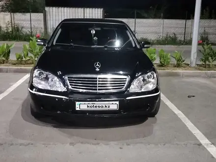 Mercedes-Benz S 320 2002 года за 4 000 000 тг. в Павлодар – фото 11