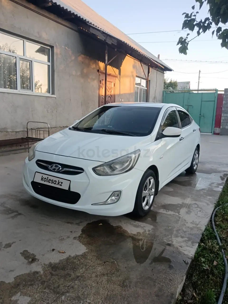 Hyundai Accent, 2012
