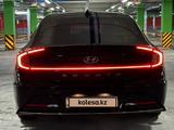 Hyundai Sonata 2021 года за 11 200 000 тг. в Алматы – фото 3