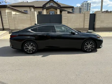 Lexus ES 250 2023 года за 24 500 000 тг. в Караганда – фото 6