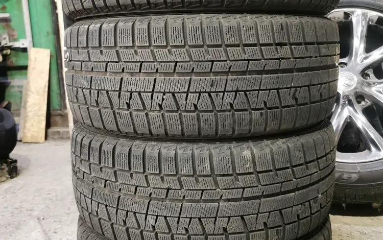 Резина 215/45 r17 Yokohama из Японии за 97 000 тг. в Алматы
